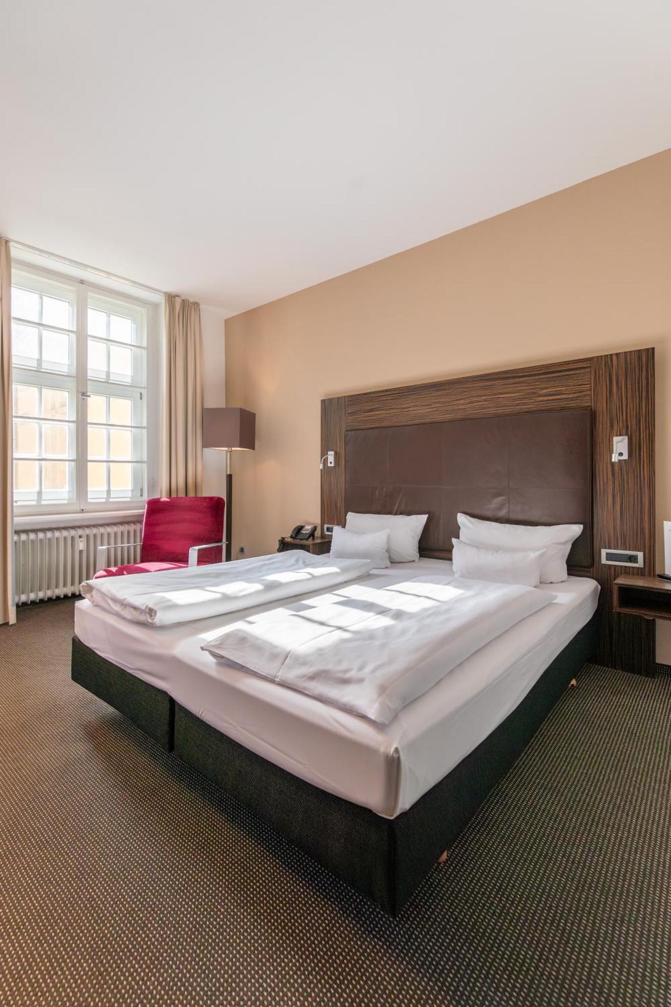 Herzogshof - Boutique-Hotel Am Dom Regensburg Eksteriør billede