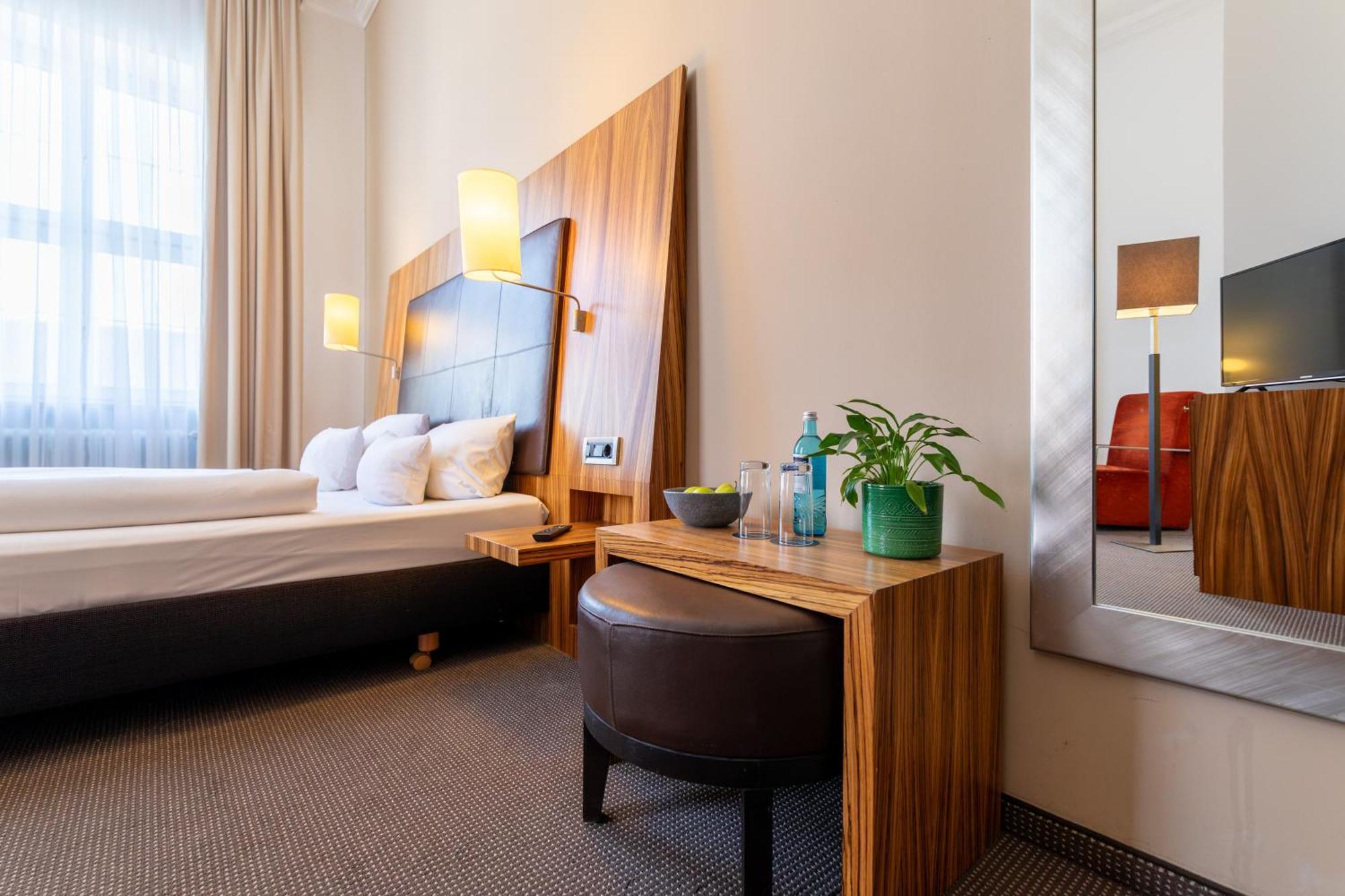 Herzogshof - Boutique-Hotel Am Dom Regensburg Eksteriør billede