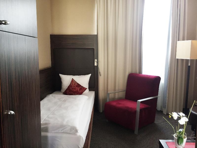 Herzogshof - Boutique-Hotel Am Dom Regensburg Eksteriør billede